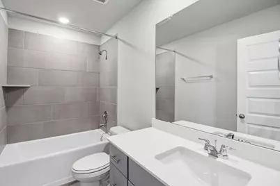 2046 West Darlington Oak Court, Conroe, TX 77304 - Photo 19