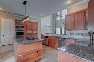 5610 Westerham St, Weston Lakes, TX 77441 - Photo 11