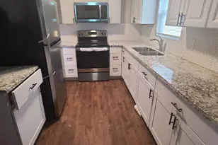 7305 St Augustine St, Houston, TX 77021 - Photo 7