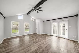 8611 Spruce Mill Dr, Houston, TX 77095 - Photo 7