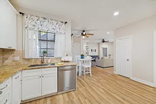 4215 Childress St, Houston, TX 77005 - Photo 13