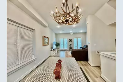 1254 N Post Oak Road #B, Houston, TX 77055 - Photo 9