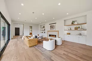2015 Harvard St, Houston, TX 77008 - Photo 13