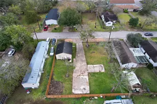 709 Center St, Richmond, TX 77469 - Photo 37