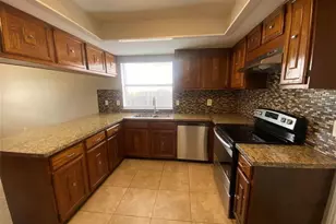 943 Sterling Green Dr S, Channelview, TX 77530 - Photo 5