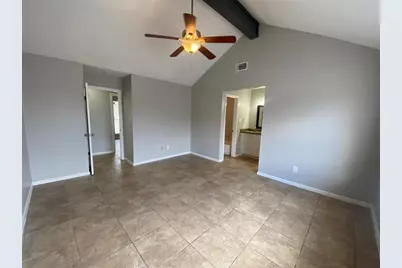943 Sterling Green Drive S, Channelview, TX 77530 - Photo 11