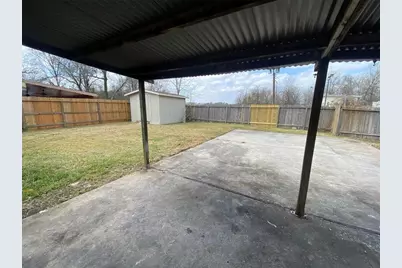 943 Sterling Green Drive S, Channelview, TX 77530 - Photo 19