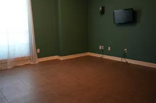 8703 Tumblewood Dr, Beach City, TX 77523 - Photo 9