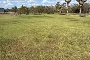 8703 Tumblewood Dr, Beach City, TX 77523 - Photo 9