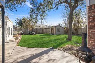 5443 Appleblossom Lane, Friendswood, TX 77546 - Photo 31