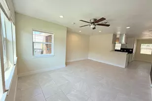 207 Tidwell Rd, Houston, TX 77022 - Photo 3