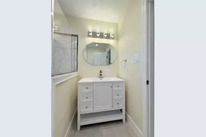 207 Tidwell Road, Houston, TX 77022 - Photo 17