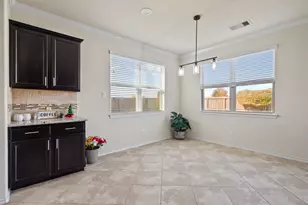 3070 Persimmon Valley Ln, Dickinson, TX 77539 - Photo 9