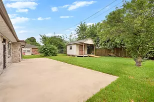 10014 Carlow Ln, La Porte, TX 77571 - Photo 25