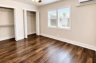 1624 Sealy, Galveston, TX 77550 - Photo 5