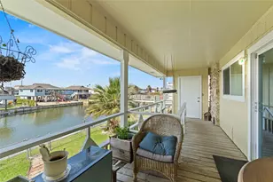 321 Ling St, Bayou Vista, TX 77563 - Photo 9