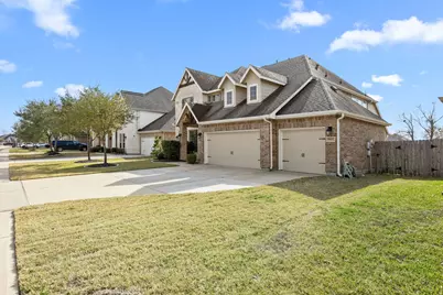 9402 Wheatfield Lane, Rosenberg, TX 77469 - Photo 3