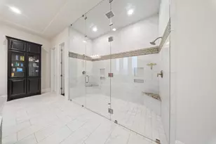 5403 Rouchel Brook Ln, Sugar Land, TX 77479 - Photo 13