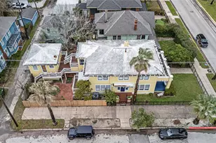 1723 Rosenberg St, Galveston, TX 77550 - Photo 37