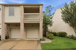 10125 Valley Forge Dr, Houston, TX 77042 - Photo 1