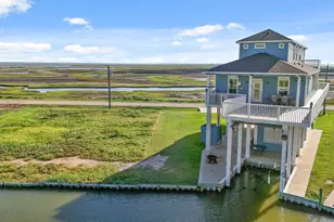 405 Pompano Dr, Freeport, TX 77541 - Photo 3