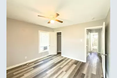 111 Holly Street, Lake Jackson, TX 77566 - Photo 13