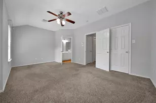 26 N Walden Elms Cir, The Woodlands, TX 77382 - Photo 17