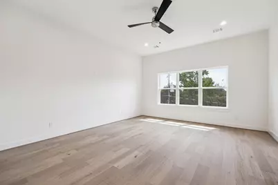 2211 Saxon Drive, Houston, TX 77018 - Photo 7