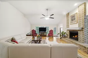 16918 Barkentine Ln, Friendswood, TX 77546 - Photo 9