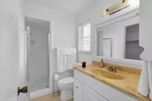 3203 Cherry Creek Dr, Missouri City, TX 77459 - Photo 7