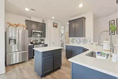 2535 Solano Lane, Baytown, TX 77523 - Photo 7