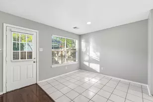 19 Timberstar St St, The Woodlands, TX 77382 - Photo 13