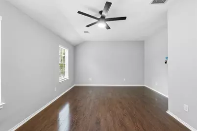 19 Timberstar St Street, The Woodlands, TX 77382 - Photo 25