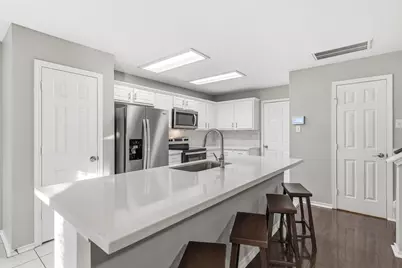 19 Timberstar St Street, The Woodlands, TX 77382 - Photo 15