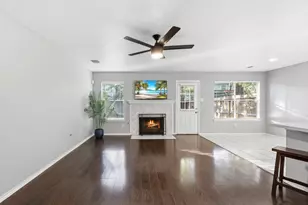 19 Timberstar St St, The Woodlands, TX 77382 - Photo 11