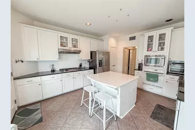 2605 Broussard Court, Seabrook, TX 77586 - Photo 11