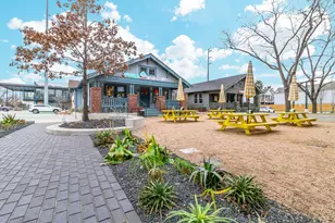 953 Yale St, Houston, TX 77008 - Photo 27