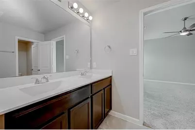 2206 Mirror Ridge Court, Texas City, TX 77568 - Photo 25