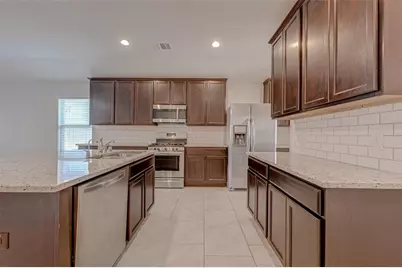 2206 Mirror Ridge Court, Texas City, TX 77568 - Photo 11