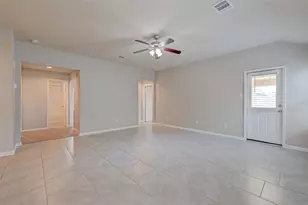 2206 Mirror Ridge Ct, Texas City, TX 77568 - Photo 7