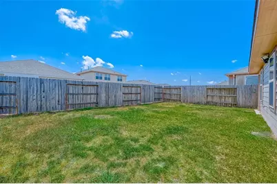 2206 Mirror Ridge Court, Texas City, TX 77568 - Photo 31