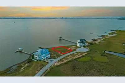 1410 Bay Pointe Drive, Galveston, TX 77554 - Photo 3