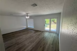 17234 Heritage Bay Dr, Webster, TX 77598 - Photo 5