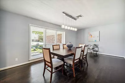 2910 Freshmeadows Drive, Houston, TX 77063 - Photo 9