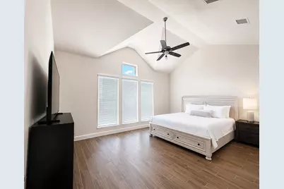 19211 Belmont Stakes Way, Tomball, TX 77377 - Photo 5