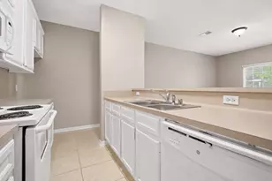 172 Binnacle Ct, Willis, TX 77318 - Photo 19