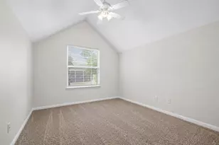 172 Binnacle Ct, Willis, TX 77318 - Photo 31