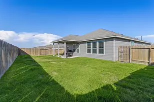 503 Turtle Dove Dr, Sealy, TX 77474 - Photo 37