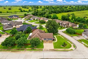 51 Red Maple Ct, Lake Jackson, TX 77566 - Photo 25