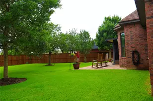 51 Red Maple Ct, Lake Jackson, TX 77566 - Photo 19